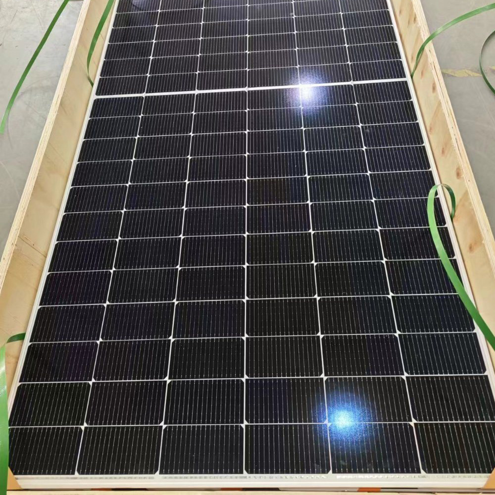 Մեծածախ Գինը N Type Solar Panel 550W 575W 580W 600W 700W Eu Warehouse High Efficiency Home Use Solar Panels